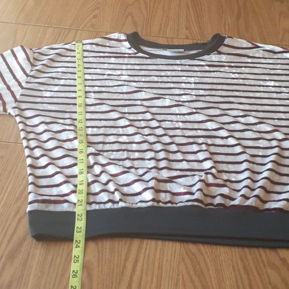 RENCENT RIVE velvet round neck top size XL - Picture 13 of 13